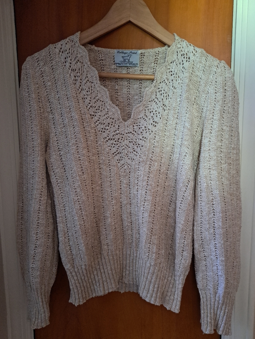 Vintage College Point Beige V-Neck Knit Sweater
